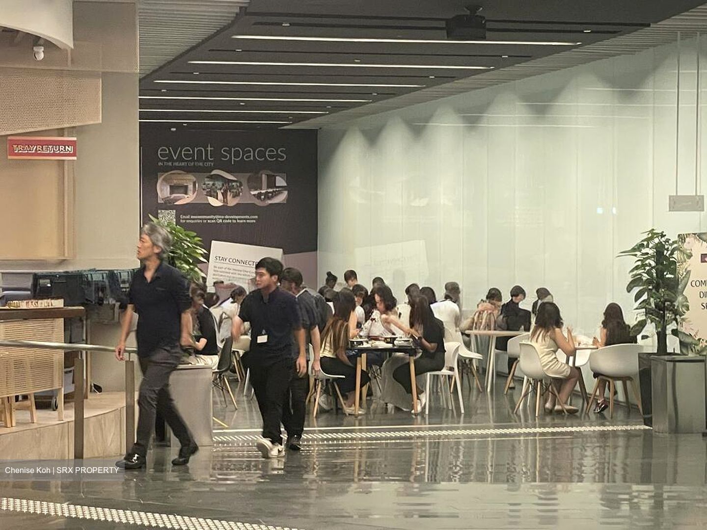 Axa Tower (D1), Retail #495830971